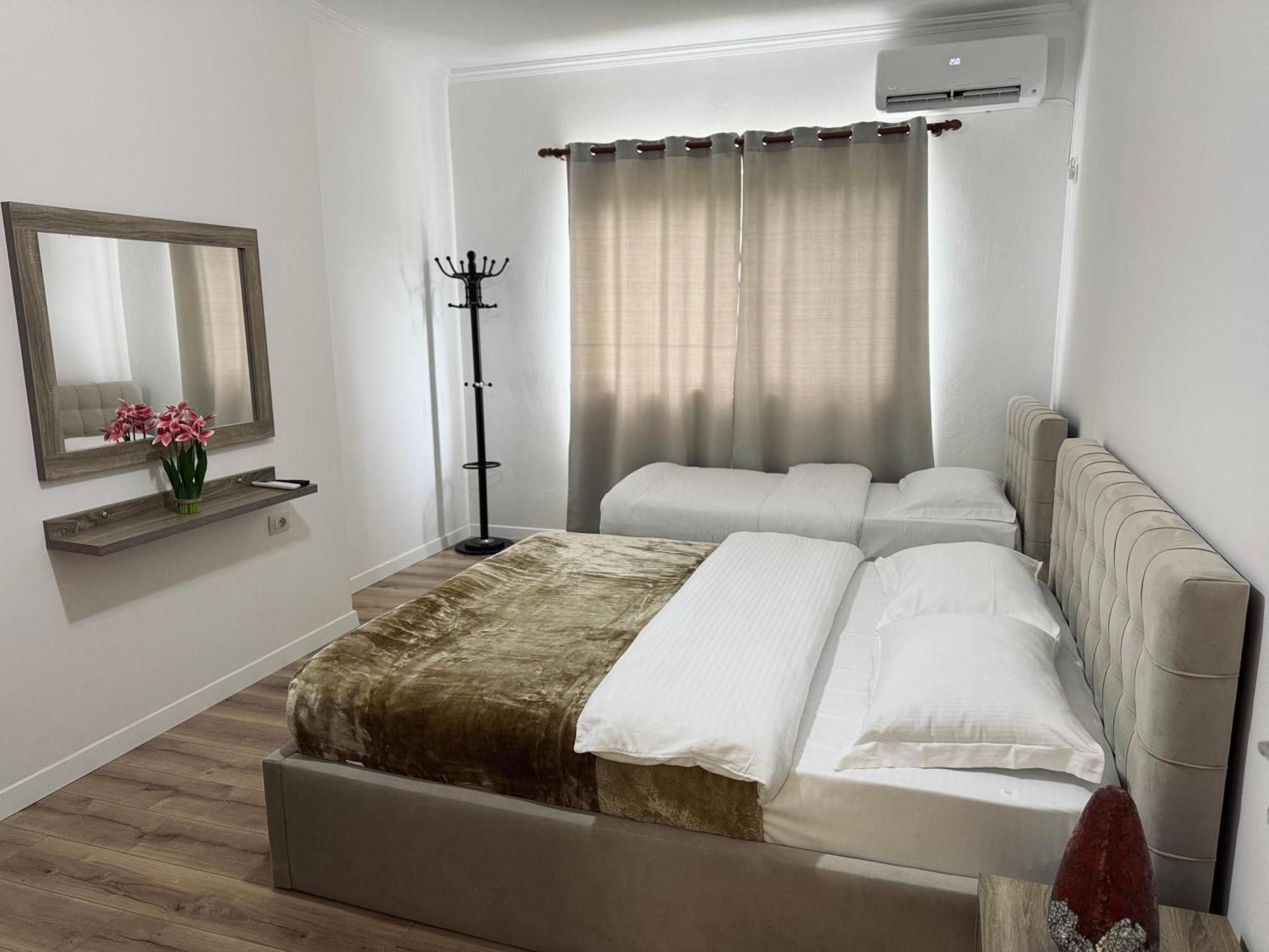 Përmet Kutal Park Inn Hotel מראה חיצוני תמונה